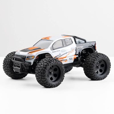 FMS 1:24 FMT24 Chevrolet Colorado Monster Truck RTR White