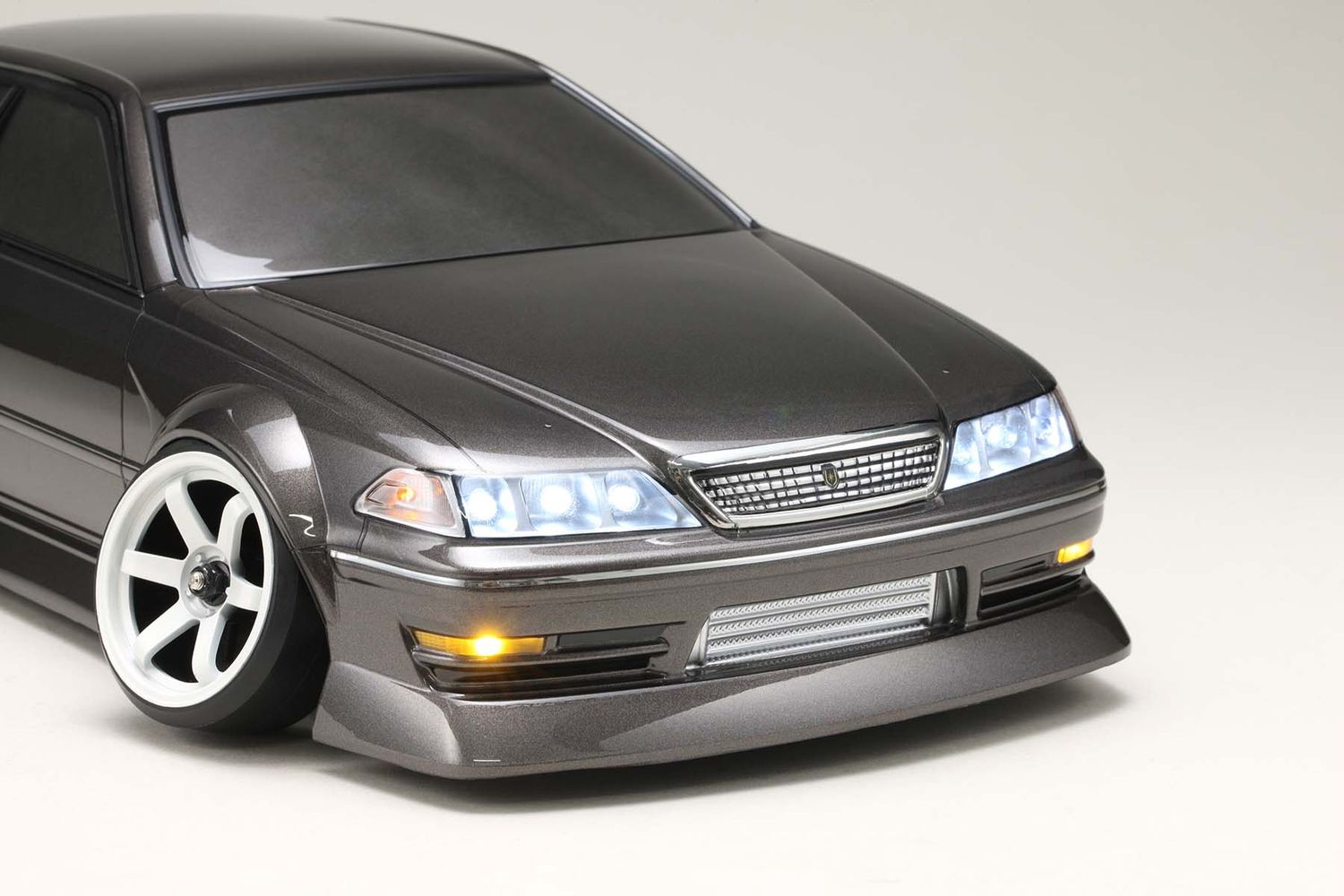 Yokomo BN Sports Toyota JZX100 MarkⅡ Body Set (with lights, aero parts and light decals)