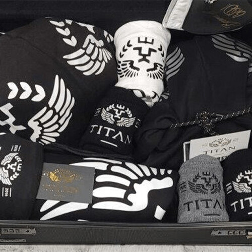 Titan Iconic Trunk Collection 4
