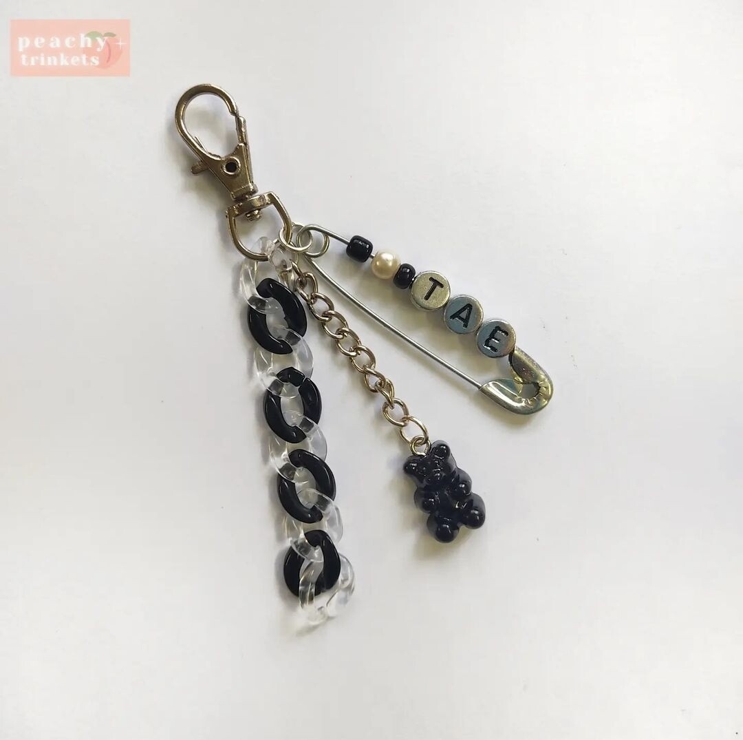 Tae sliver keychain 