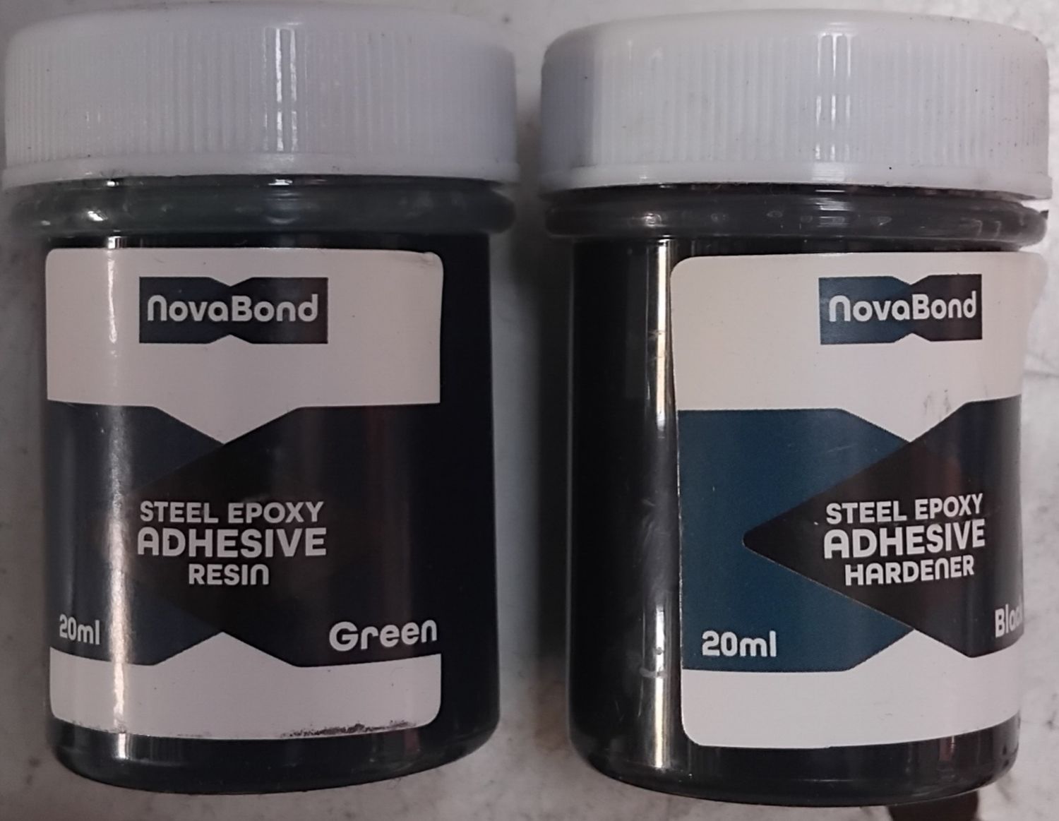 Epoxy Steel Adhesive 40ml 2pcs, Type: Black and Green