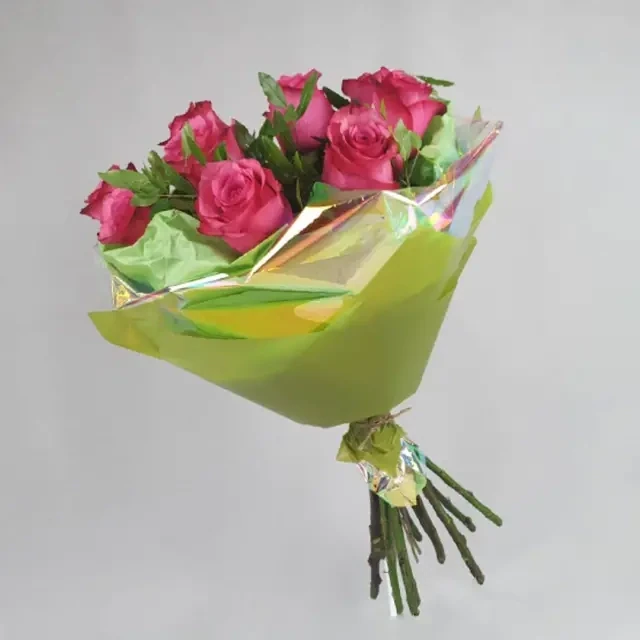 Bouquet of 11 dark pink roses