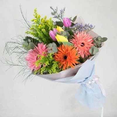 Field bouquet with gerbera