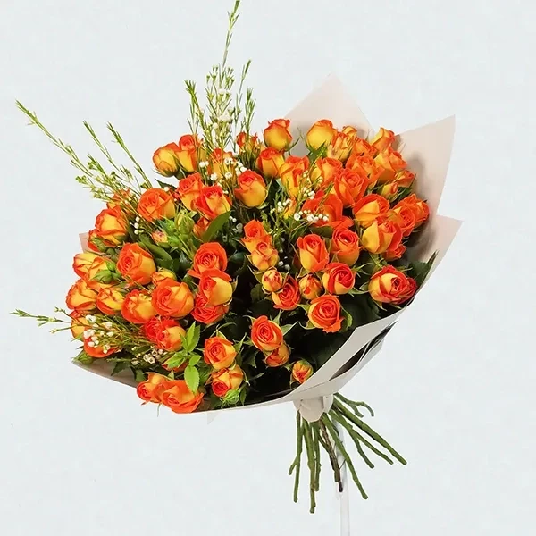 Bouquet of orange spray roses