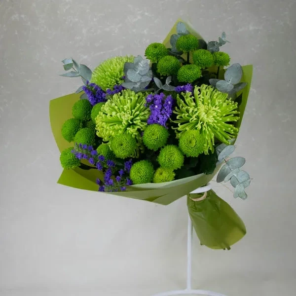 The bouquet is made of green chrysanthemums.