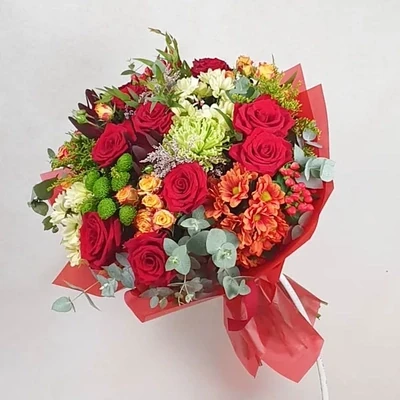 Mix bouquet with Red Roses and Chrysanthemums