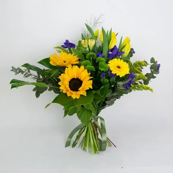 Sunny bouquet (with sunflowers)