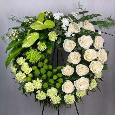 Funeral wreath with Anthurium and roses