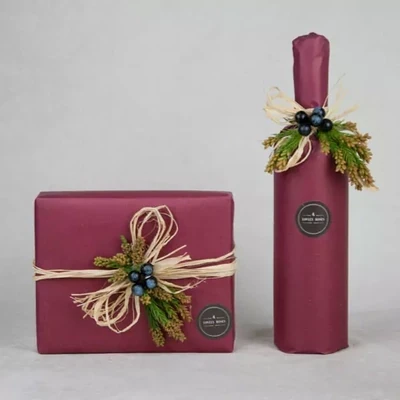 Gift set: ferrero and red wine