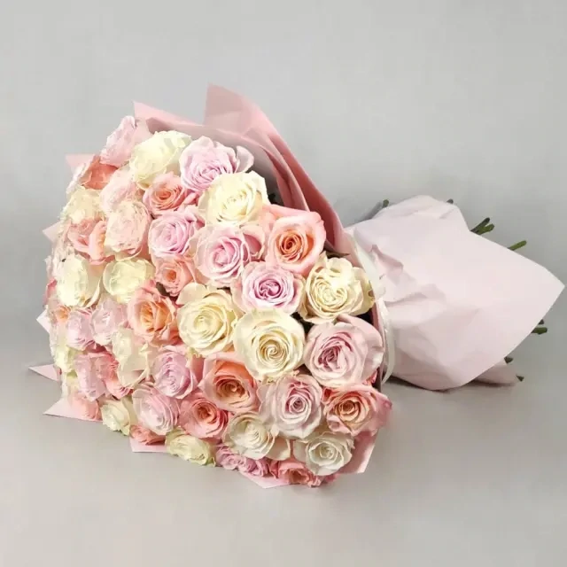 A bouquet of roses