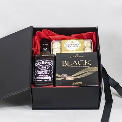 სასაჩუქრე ყუთი ვისკი &quot;Jack Daniel&#39;s&quot;-ით