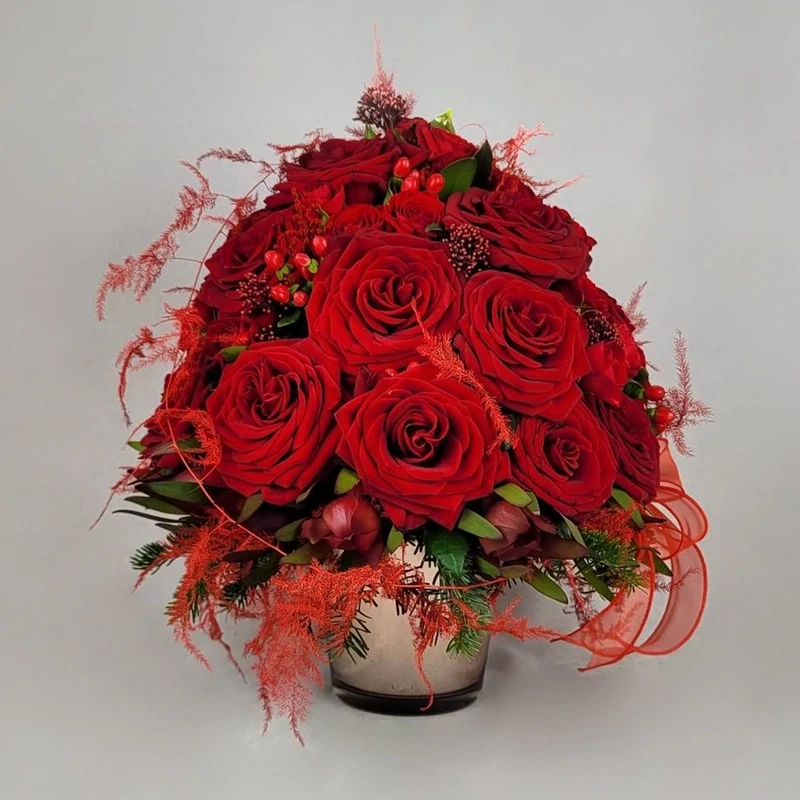 Handmade Christmas tree with roses  B1