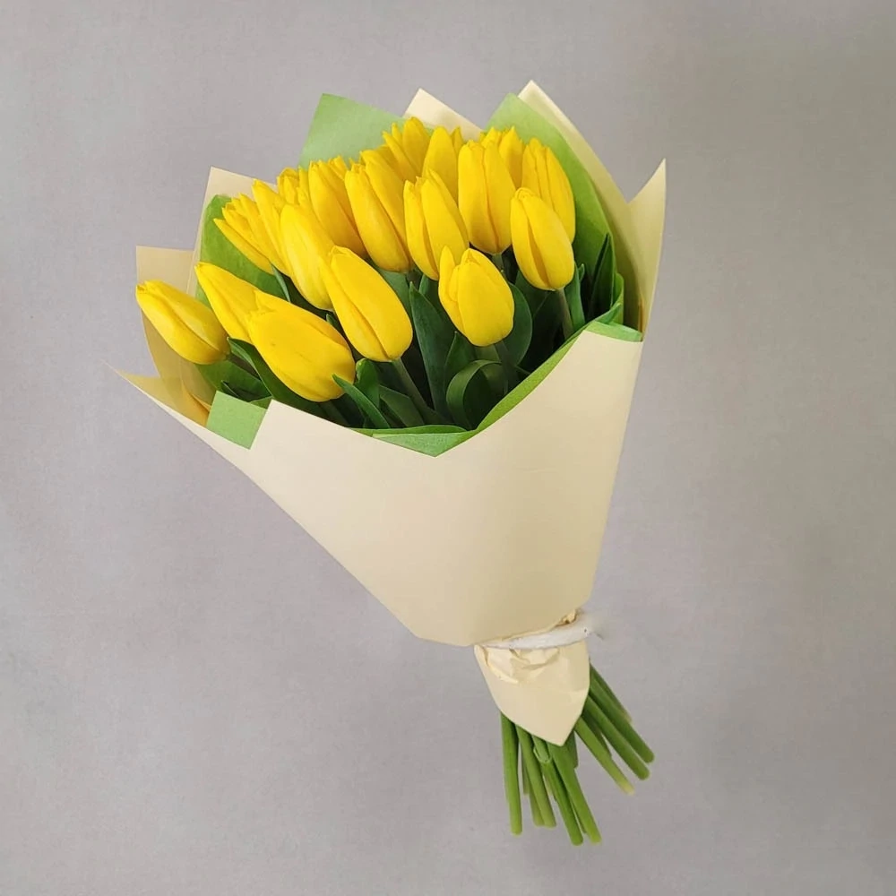Yellow tulips (19 pc.)