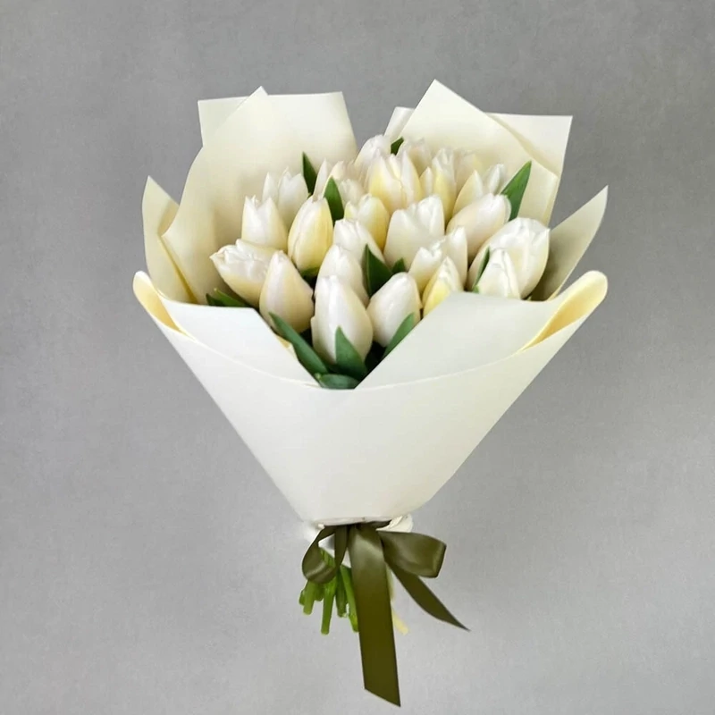 White tulips bouquet  (25 pc)