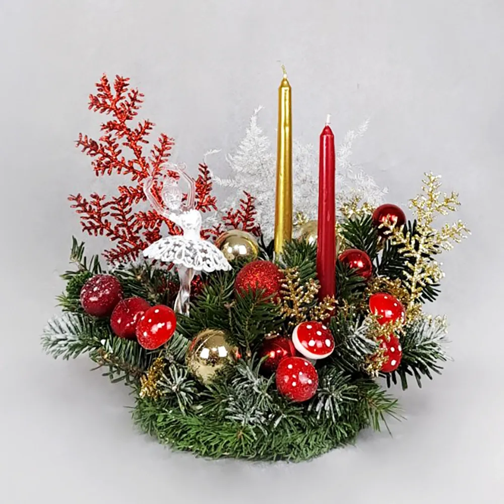 New Year wreath with white candles