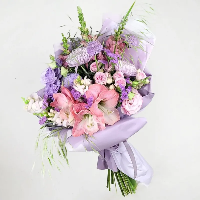 Mixed bouquet with amaryllis