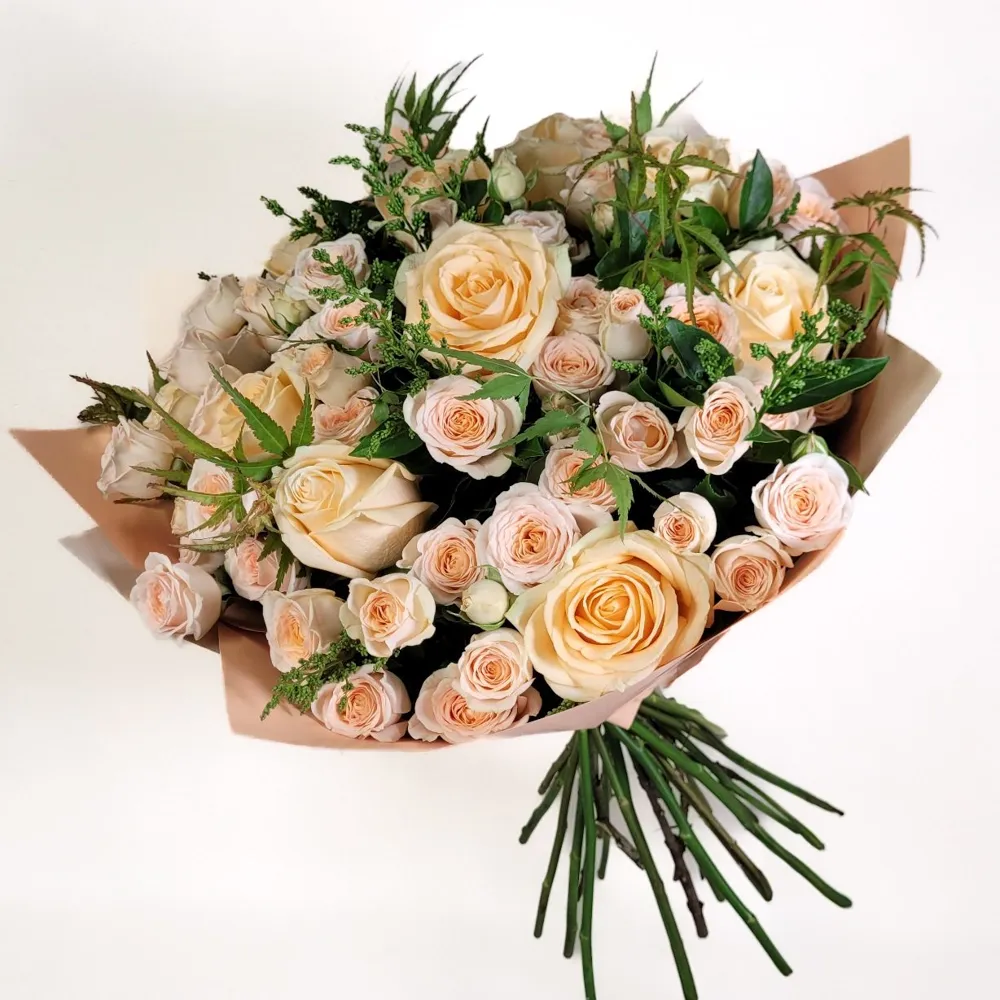 Bouquet with Cream Roses