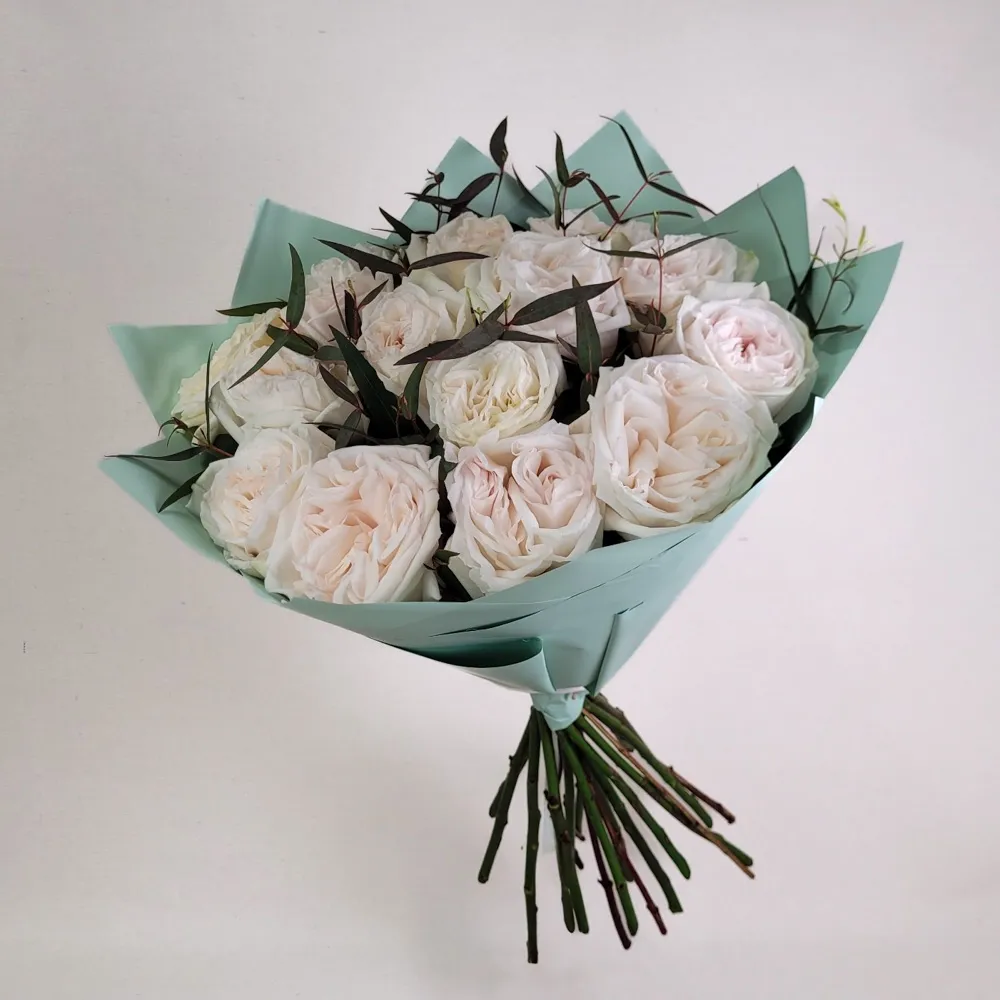 Bouquet with fragrant Austine roses (15 pc.)