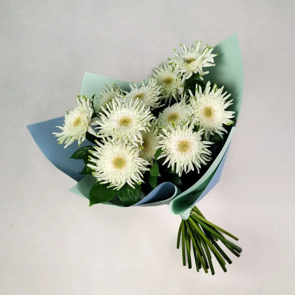 Bouquet with white gerberas