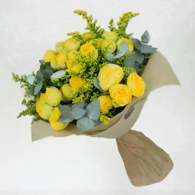 Yellow roses bouquet
