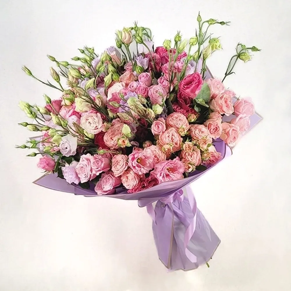 Pink bouquet with eustomas