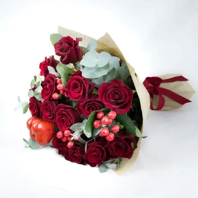 Red roses with hypericum (with 15 roses)