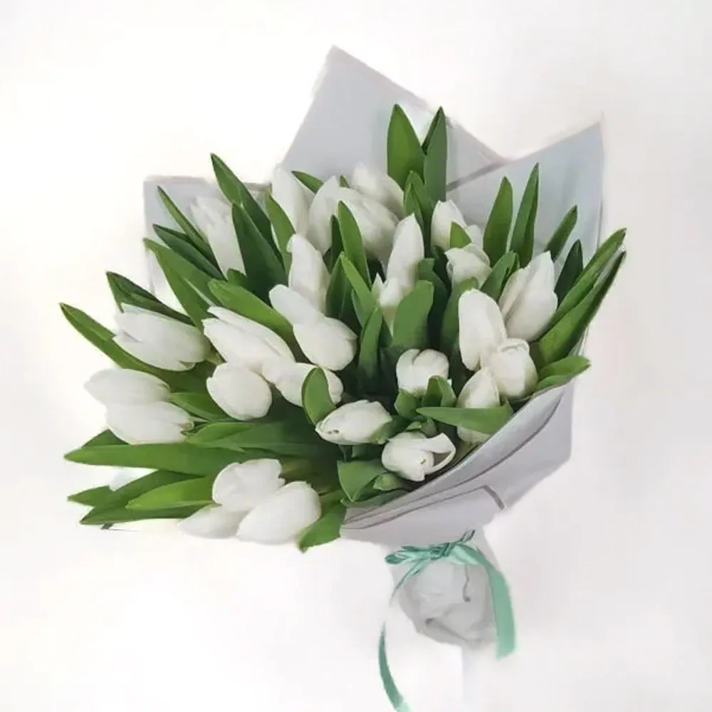 White tulips bouquet (30)