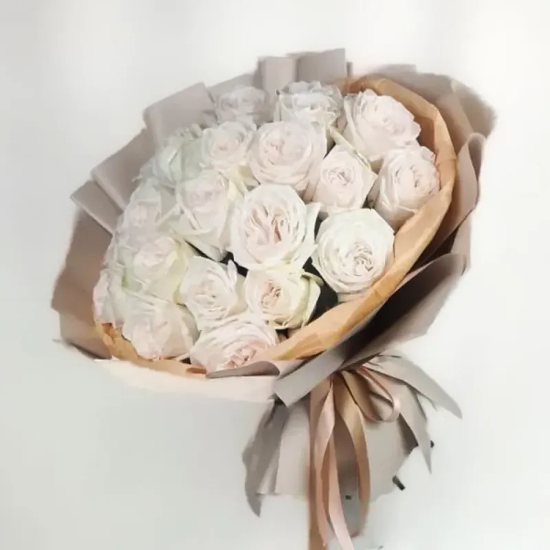 bouquet of 23 fragrant roses