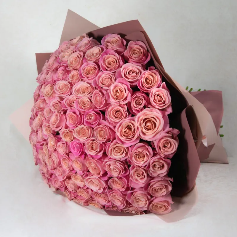 Bouquet of pink roses (100 pcs)