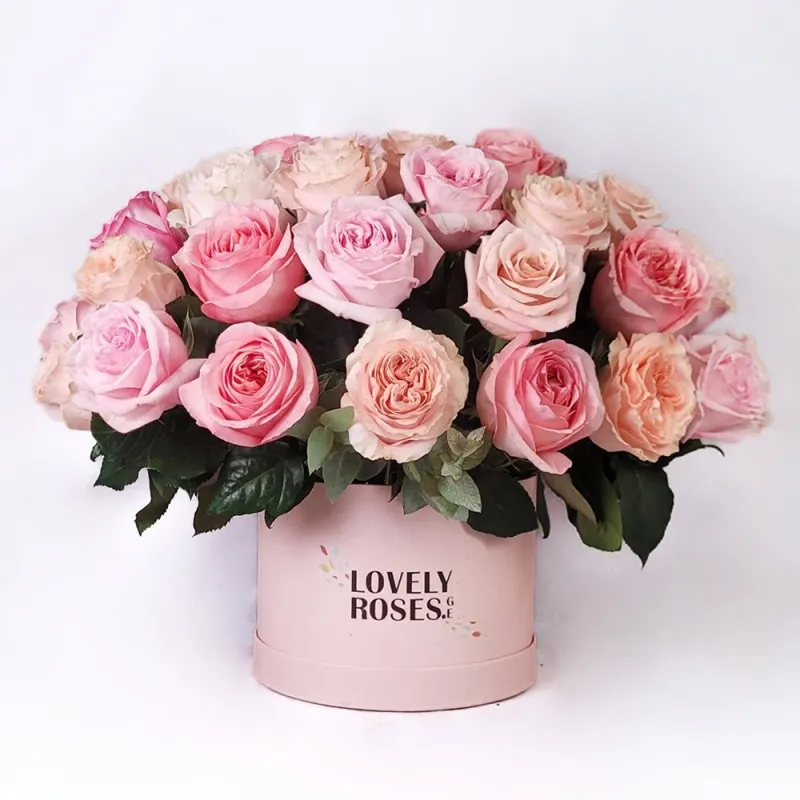 Композиция в розово-персиковых тонах