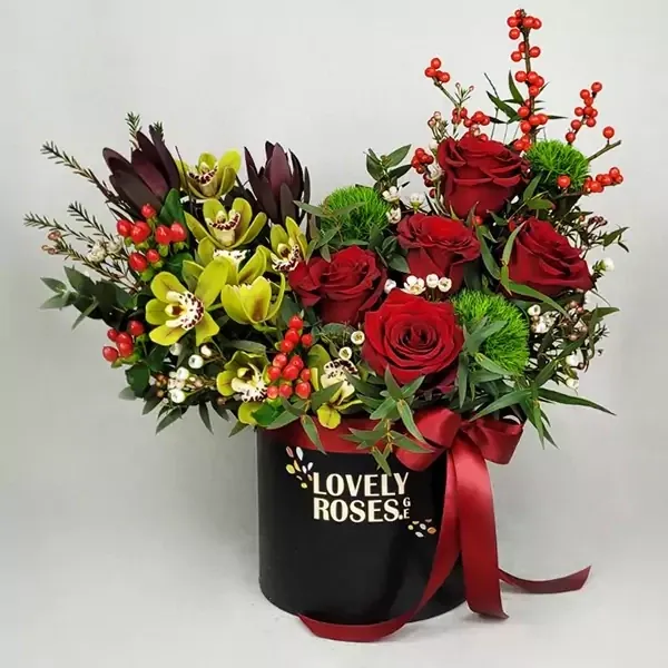 Arrangement with green orchidea