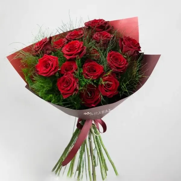 Bouquet of 15 red roses