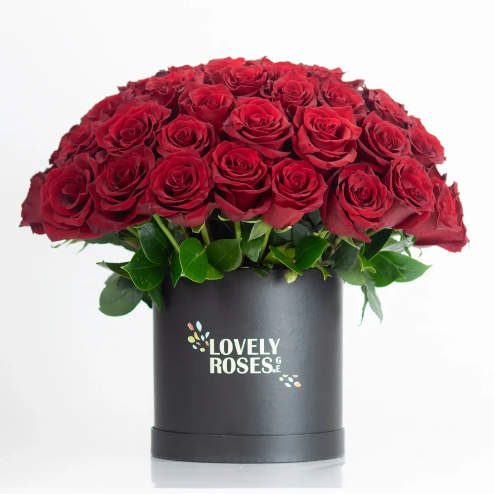 50 red roses in the round box