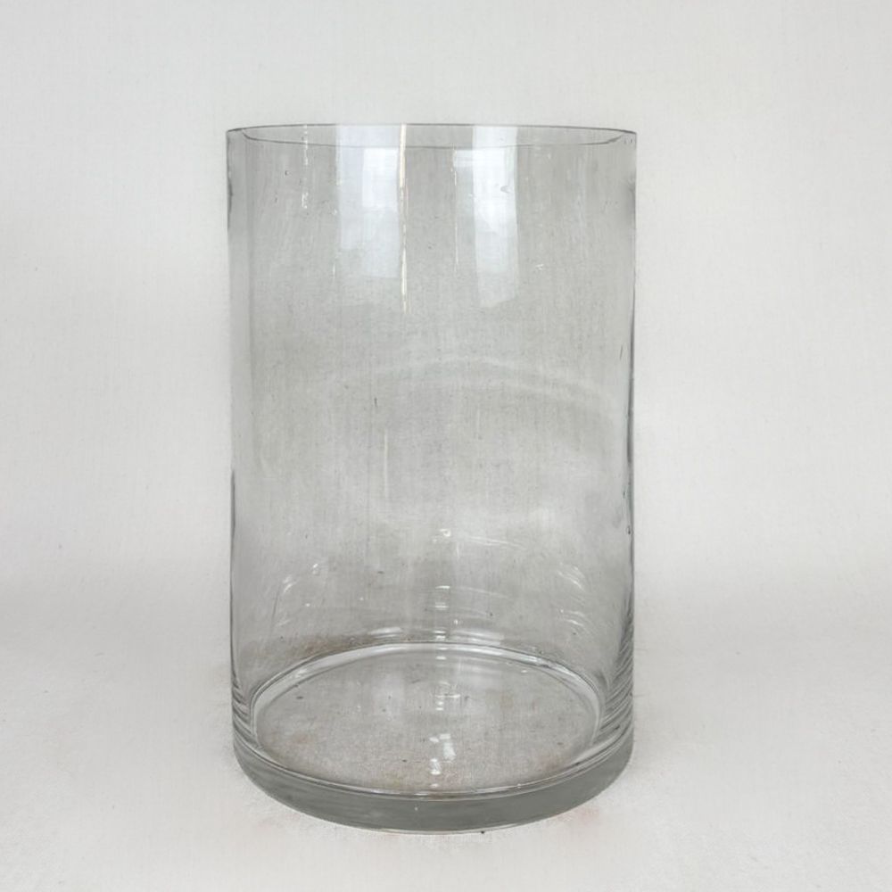 Large vase for flowers (low)