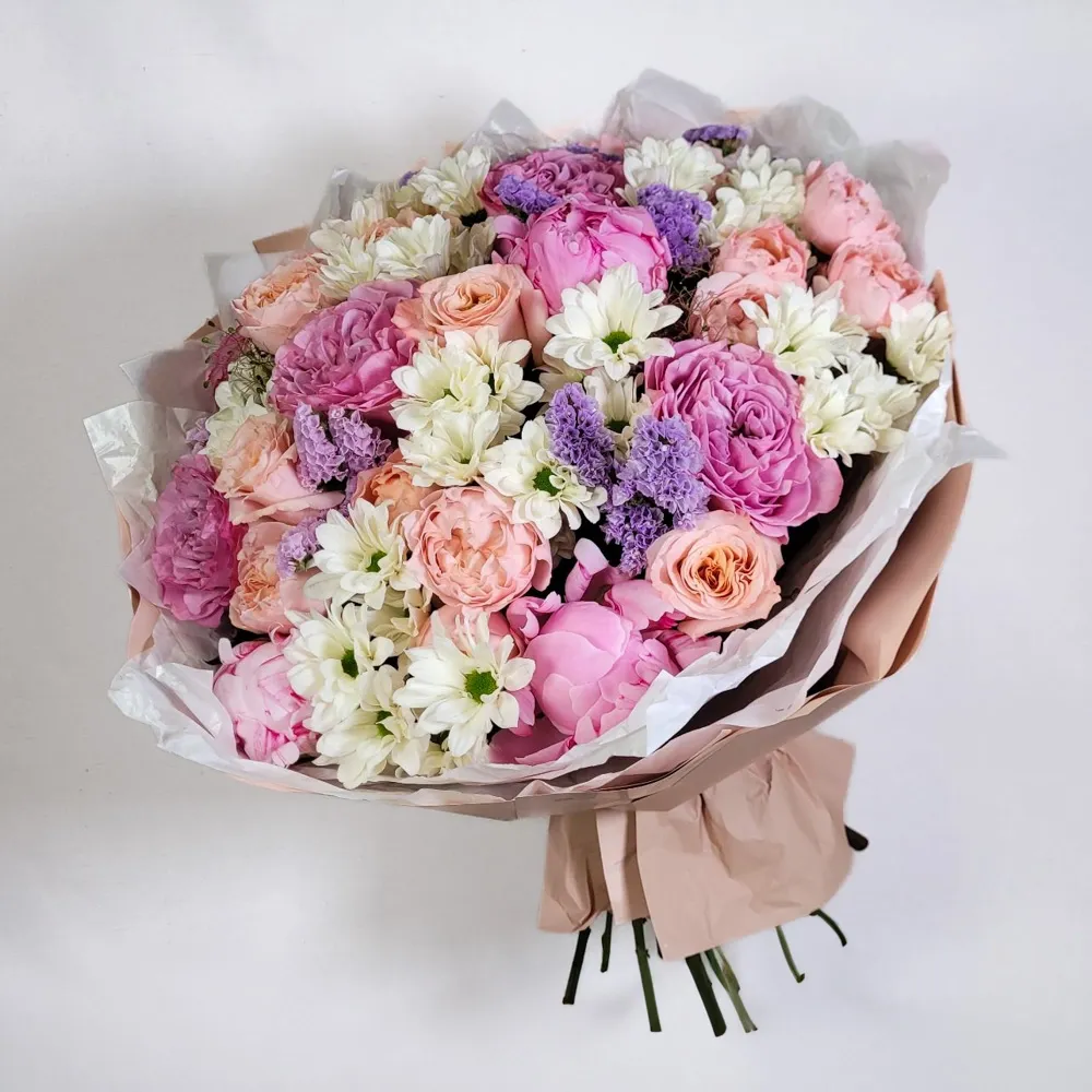 Field bouquet with peonies