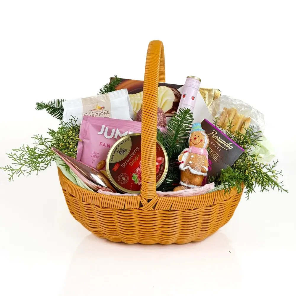 New Year&#39;s basket with Baileys