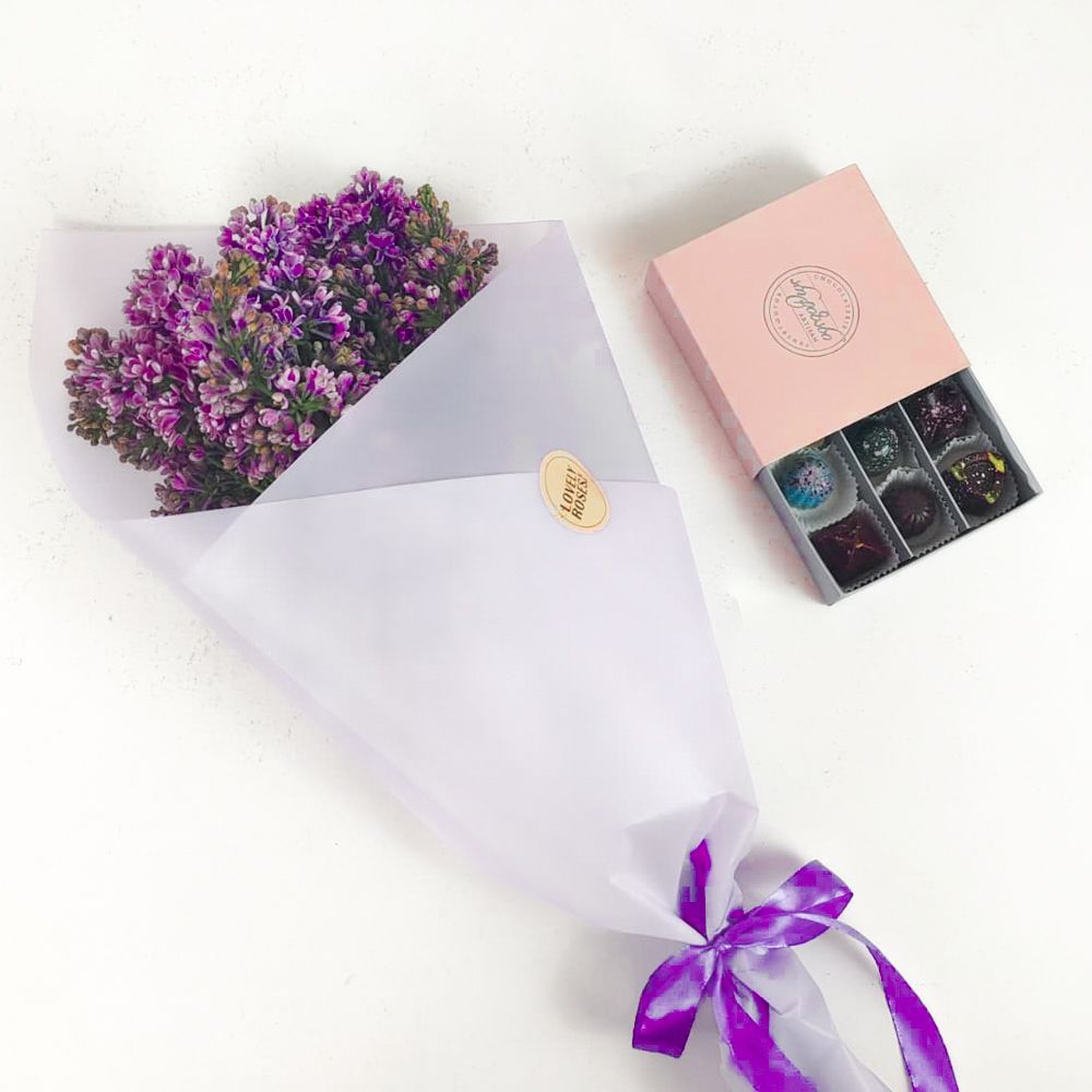 Gift set Viola with liliacs and chocolate