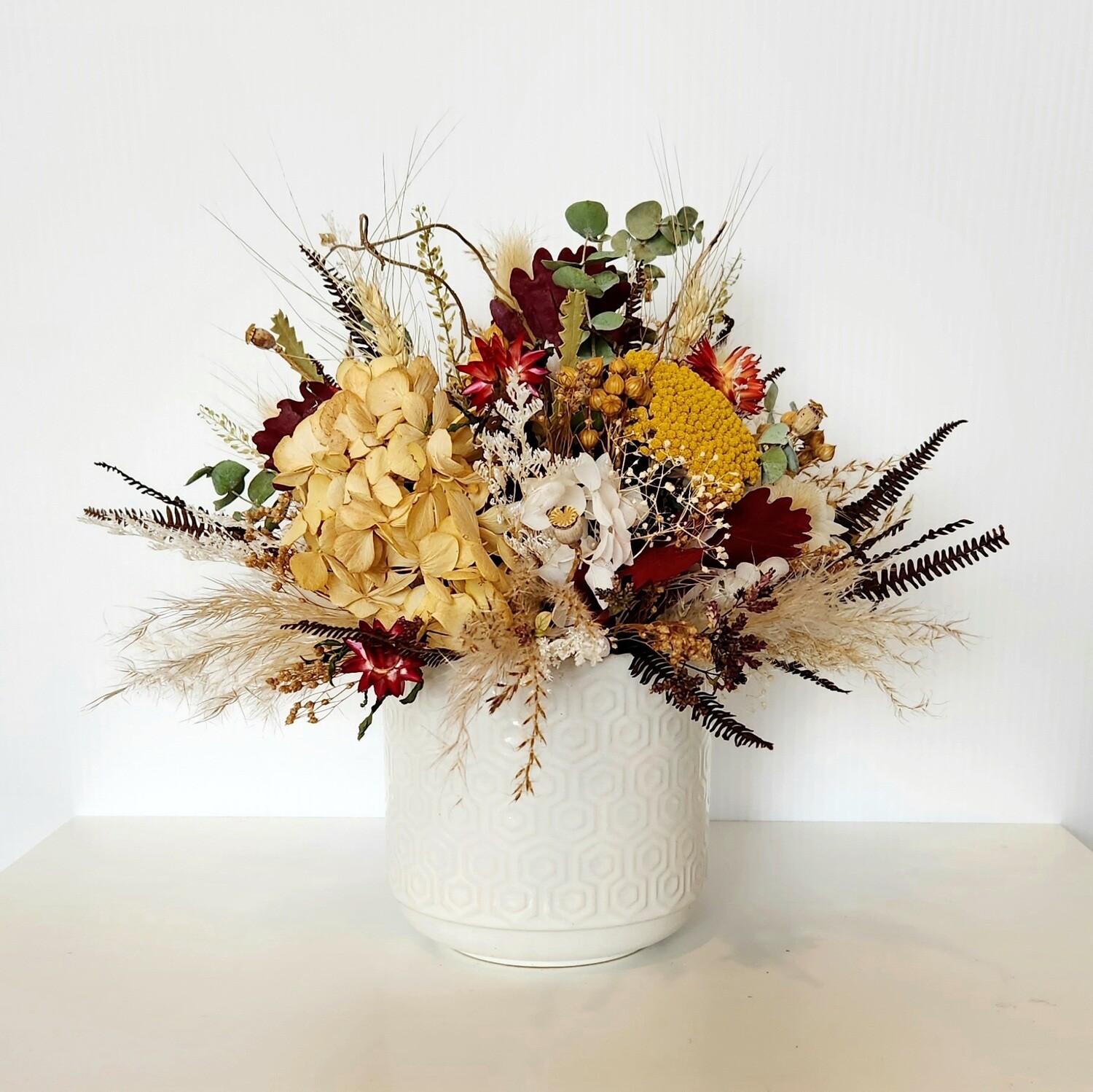Autumn | Dried Flower Arrangement in Autumnal tones