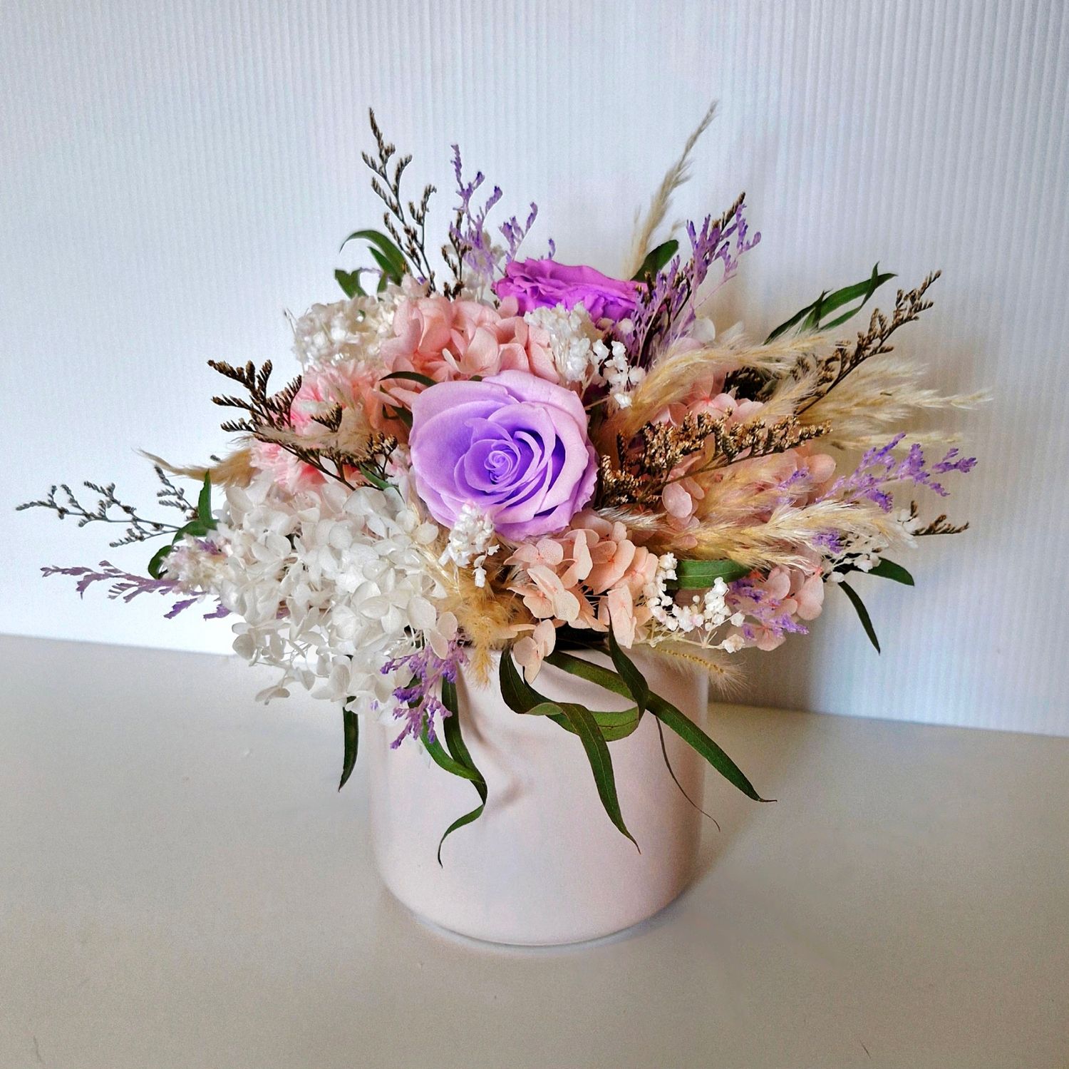 Vibe | Pretty Dried Floral Pot Arrangement