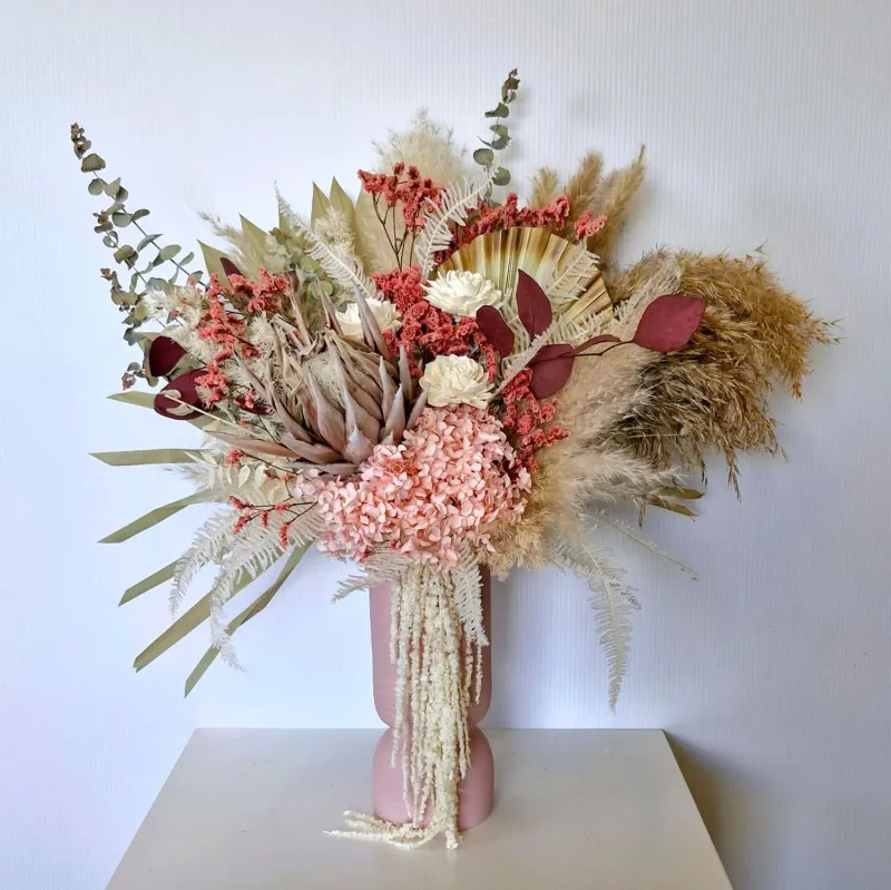 Flawless | Chic Dried Floral Vase Arrangement