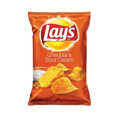 LAY&#39;S POTATO CHIPS CHEDDAR &amp; SOUR CREAM 15X6.5OZ