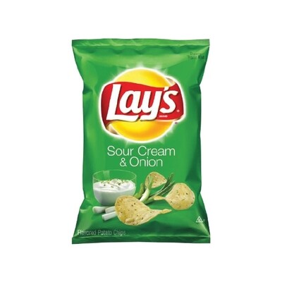 LAY&#39;S POTATO CHIPS SOUR CREAM &amp; ONION 15X6.5OZ
