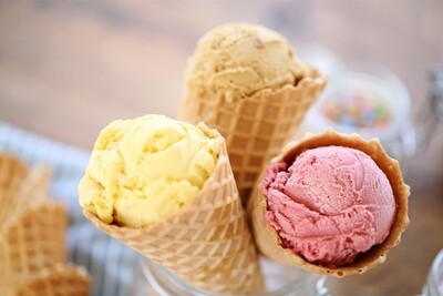ICE CREAM CONES