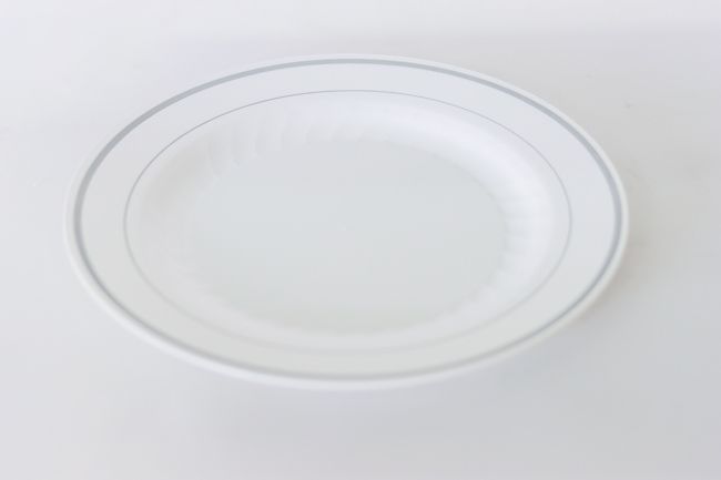 9&quot; Plate White/Silver Masterpiece 12/Bag