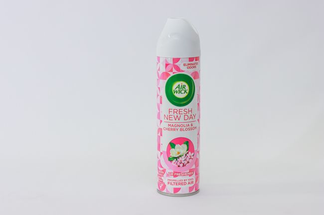 Airwick 8 oz Magnolia &amp; Cherry Blossoms
