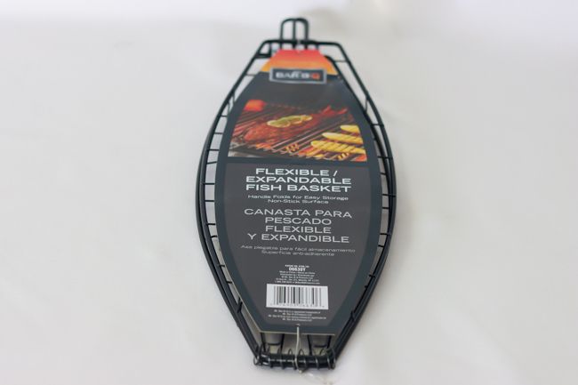 Mr. BBQ Fish Basket Felxible 16-9/10"x5 4/5" Non-Stick SS Folding Wood Handle