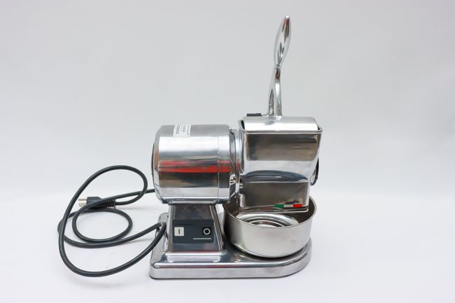 Omcan Meat Grinder Electric #12 Head 260lb/Hour  3 Spouts 15mm,20mm,23mm Carbon Steel Knives Machine Plates 6mm,8mm SS 110v
