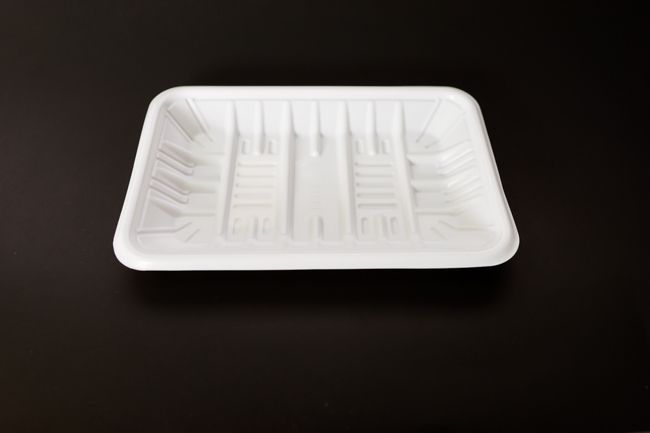 PLASTIC FOOD TRAY WHITE 193*126*20MM 2000's