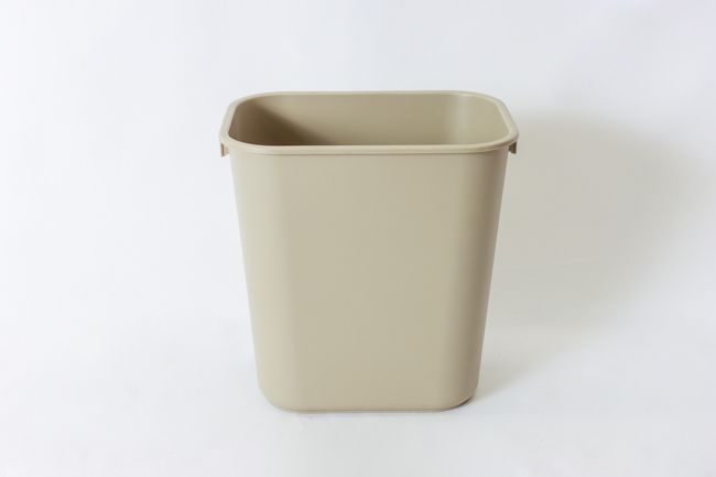 Rubbermaid 13 qt. Wastebasket Beige