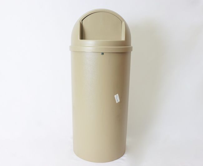 Rubbermaid 15 gal Marshall Container Beige